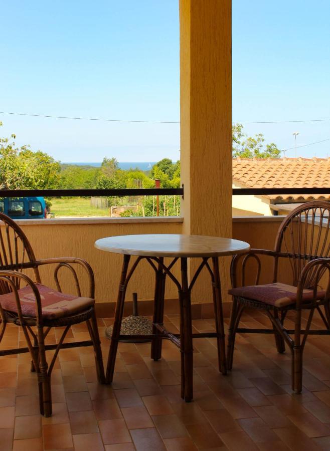 Apartment Dekovic Пореч Экстерьер фото