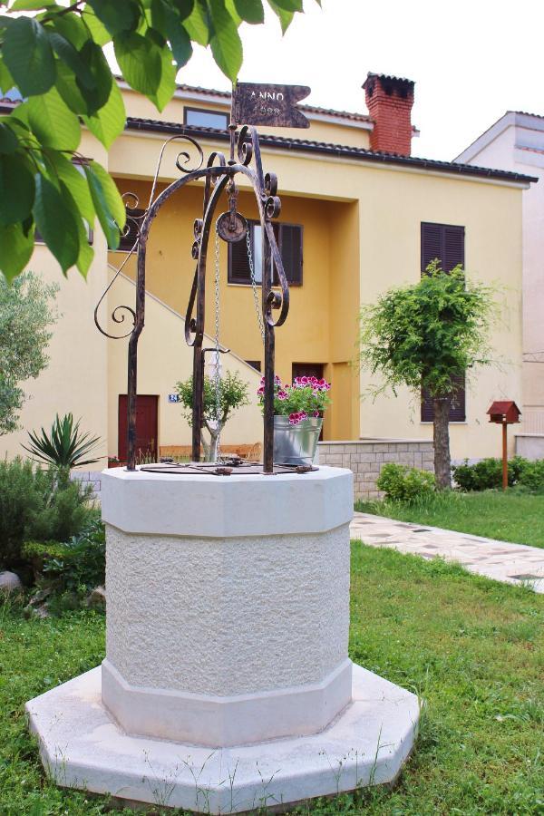 Apartment Dekovic Пореч Экстерьер фото
