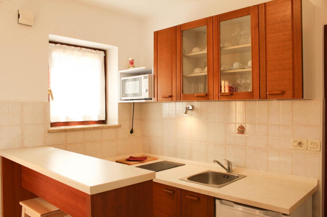 Apartment Dekovic Пореч Экстерьер фото