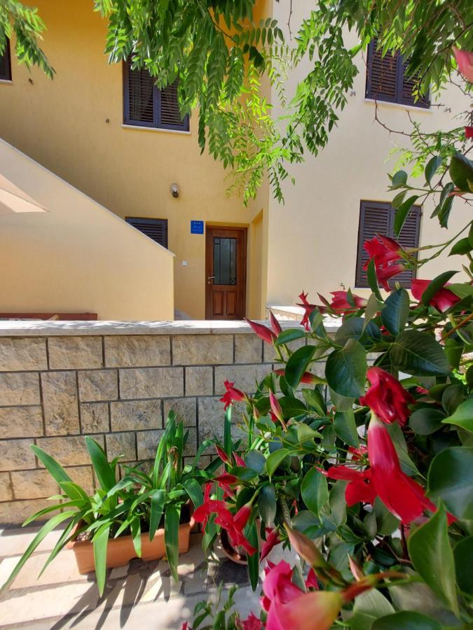 Apartment Dekovic Пореч Экстерьер фото